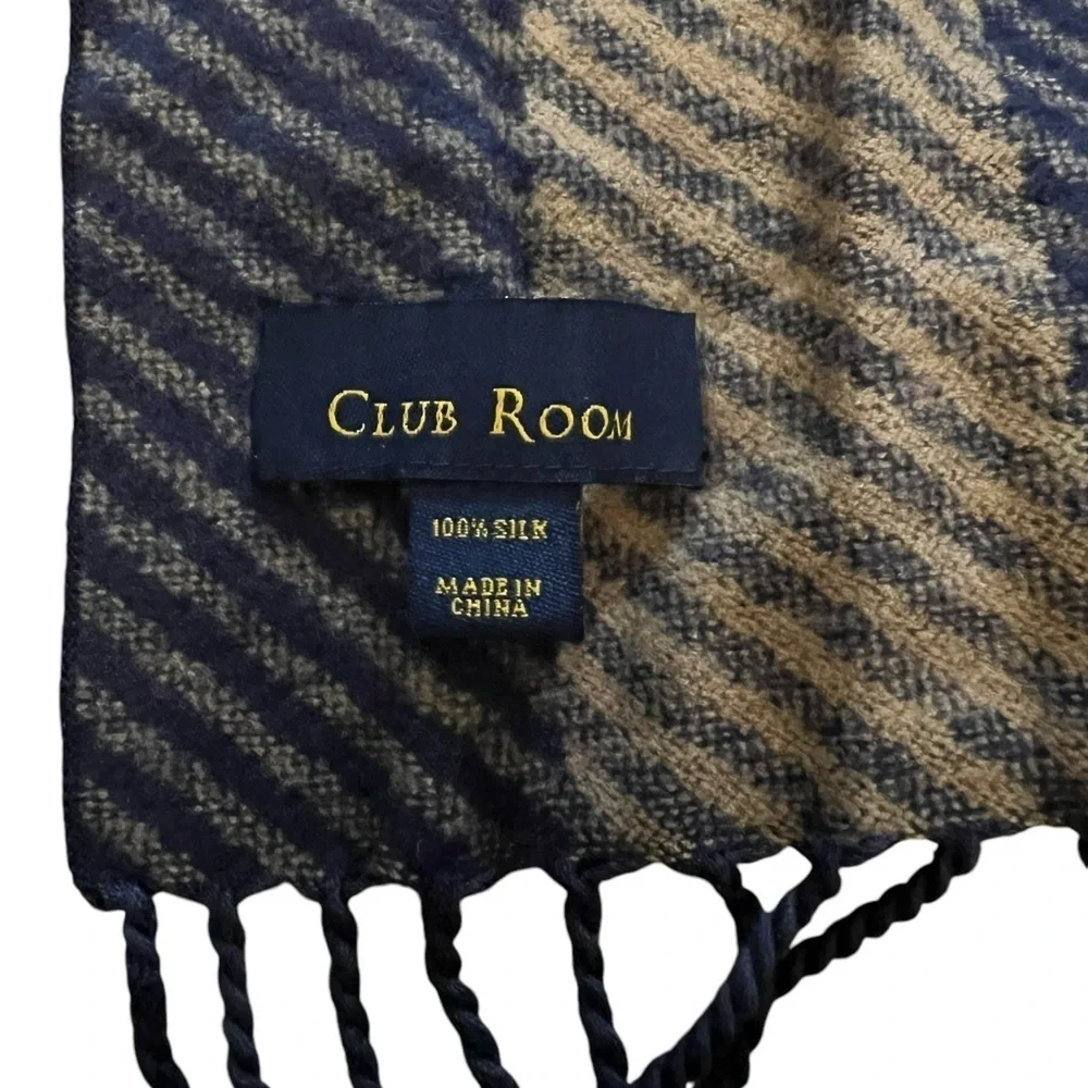 CLUB ROOM luxurious 100% SILK blue & tan chevron striped scarf w/ fringe